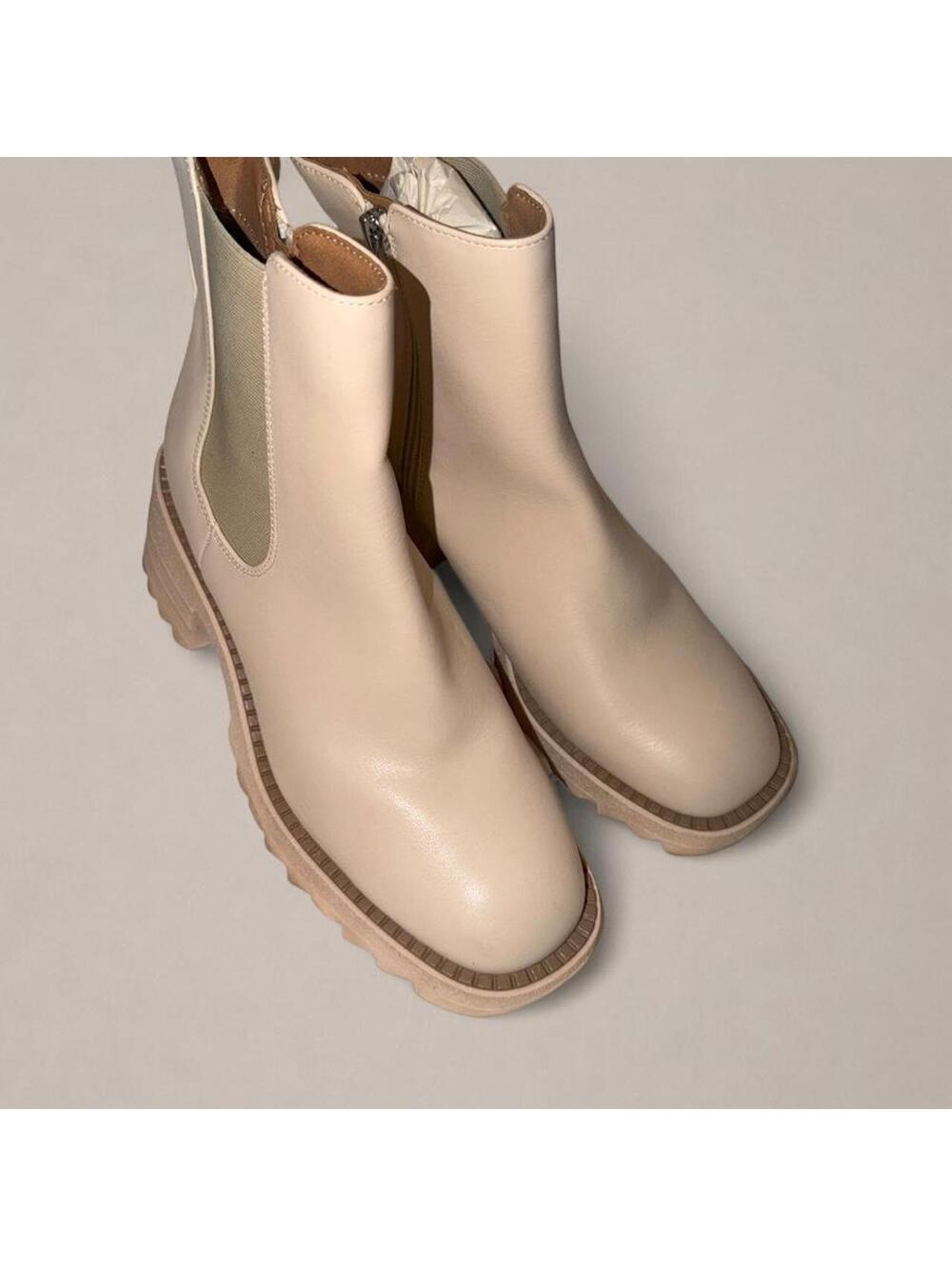 Beige Chunky Chelsea Lug Sole Ankle Boots – Size 9